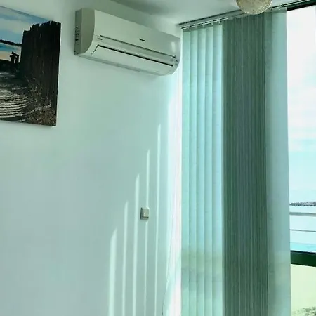 Апартаменти 17 Kabakum Beach, Vladimir Raichev 63 Святі Костянтин і Олена